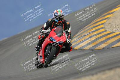 media/Jan-14-2023-SoCal Trackdays (Sat) [[497694156f]]/Turn 12 (120pm)/